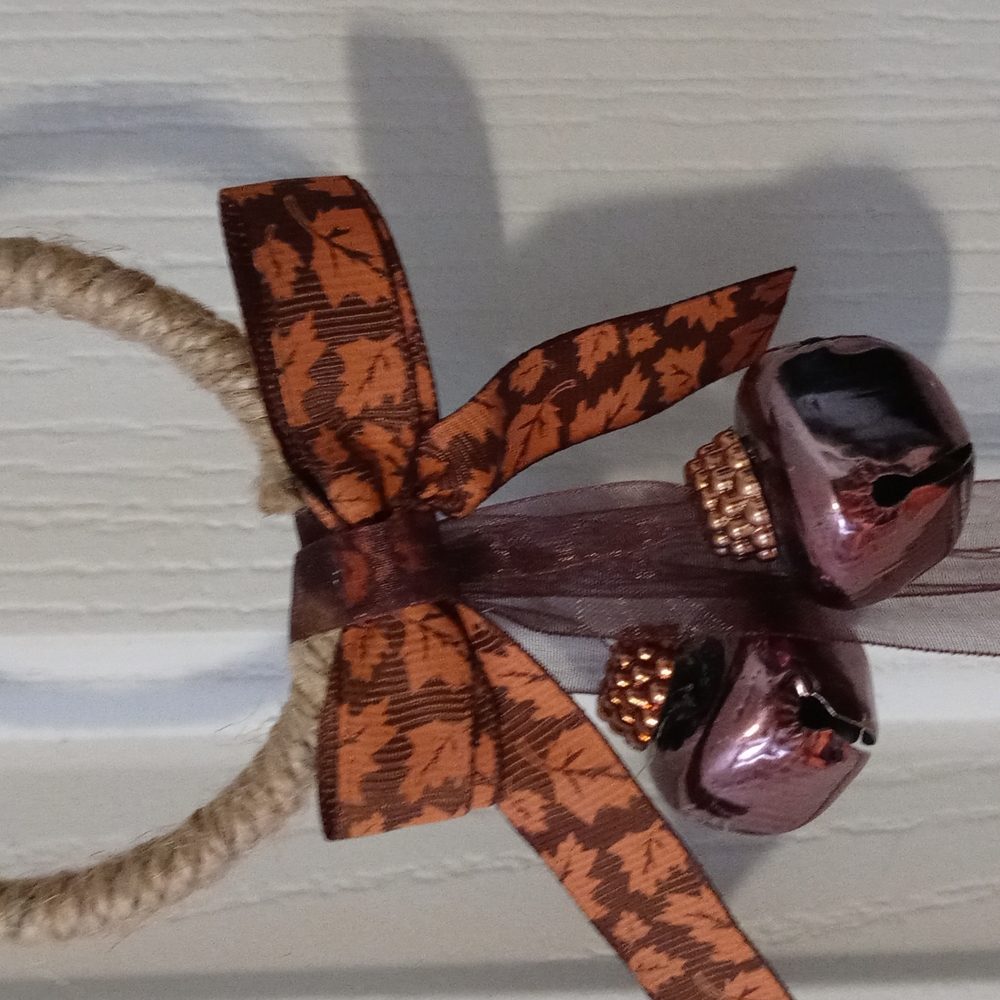 AUTUMN DECORATION - Picture 3 of 3